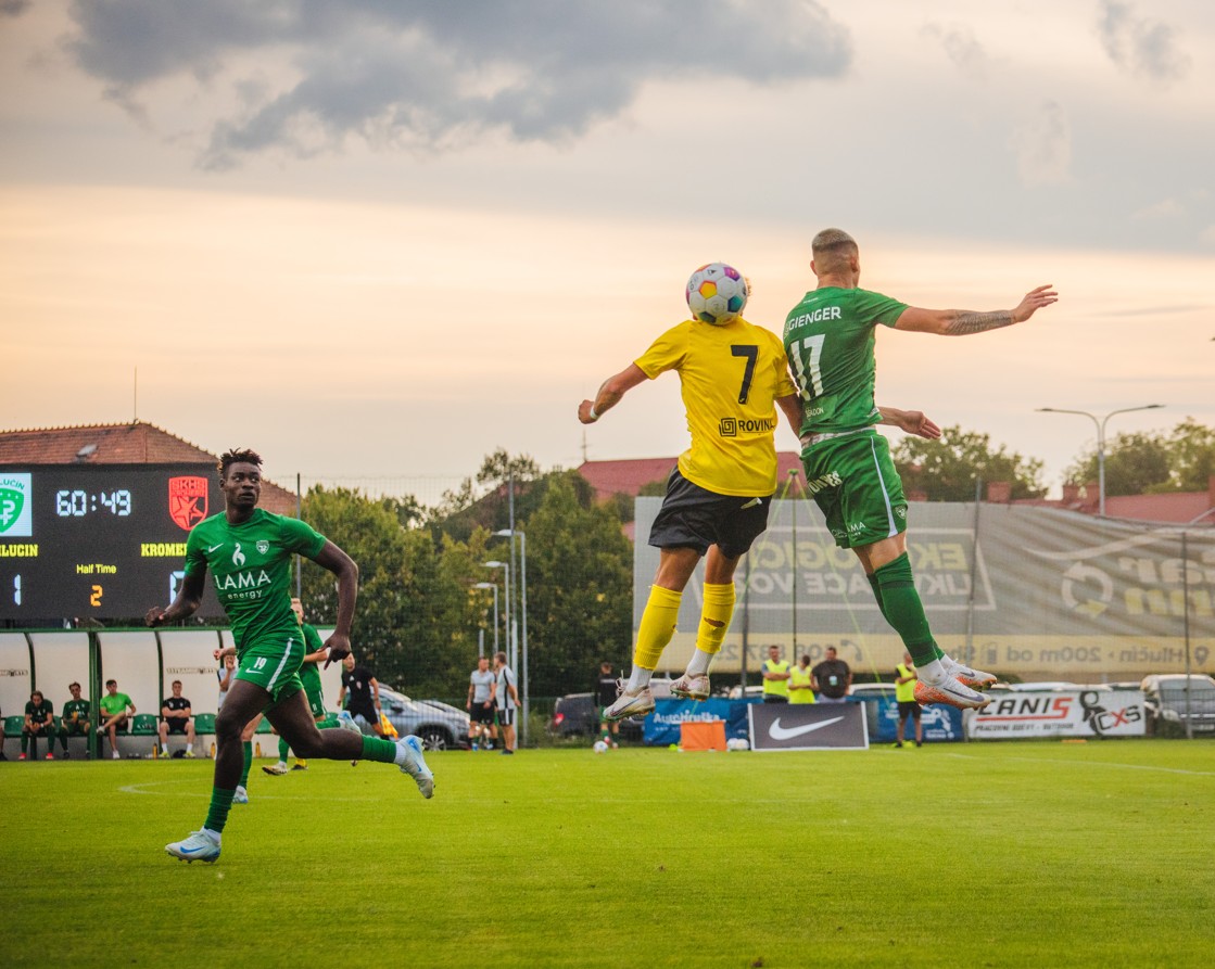 Áčko hostí vedoucí Třinec (pá, 18:00)